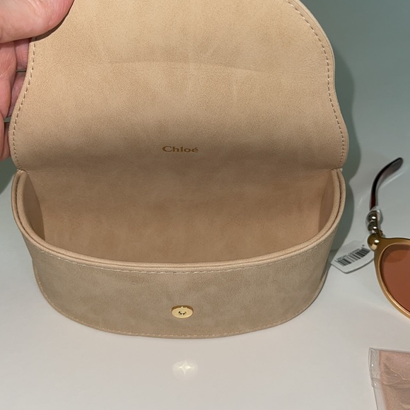 CHLOÉ Oval Gold Frame Sunglasses NWT - Picture 12 of 14